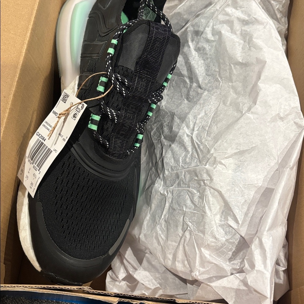Adidas Originals NMD V3 Size men’s 9.5 Running Sneakers #084 black and mint - Picture 8 of 9